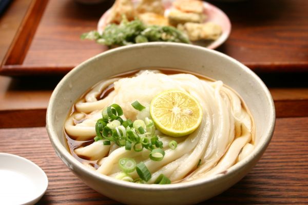 絹延うどん研究所のうどん。たべものをおいしそうに撮るのは難しい＞＜